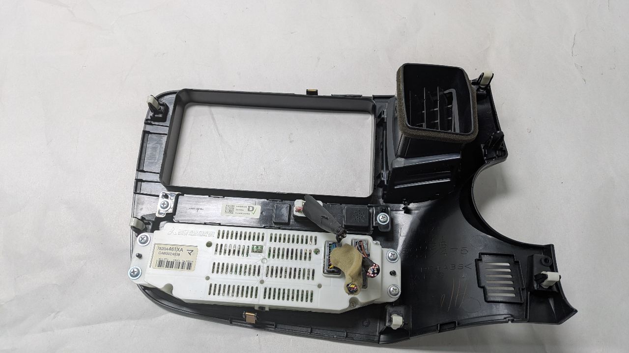 2014 MITSUBISHI OUTLANDER 6cyl Gasoline 3.0 SULEV TEMP CONTROL - 437855 — photo 2