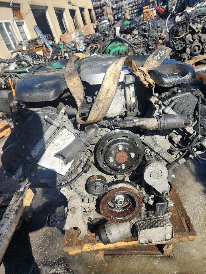 2011 HYUNDAI GENESIS 8cyl Gasoline 4.6 ENGINE ASSEMBLY - 438048 — photo 2