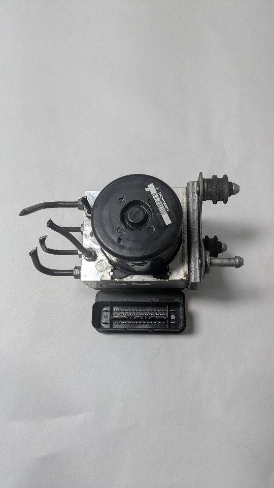 2010 PORSCHE CAYENNE Anti-lock Brake Pts - 438079