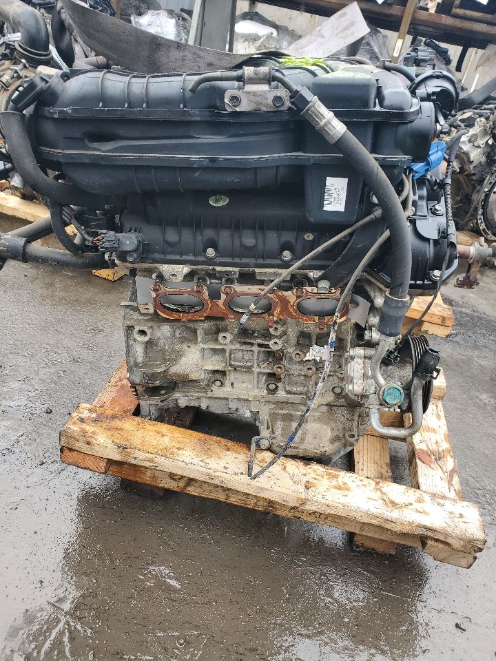 2014 KIA SEDONA 6cyl Gasoline 3.5 ENGINE ASSEMBLY - 438400 — photo 4