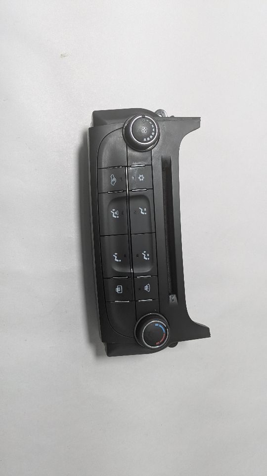 2015 CHEVROLET MALIBU 4cyl Gasoline 2.5 DOHC TEMP CONTROL - 438415