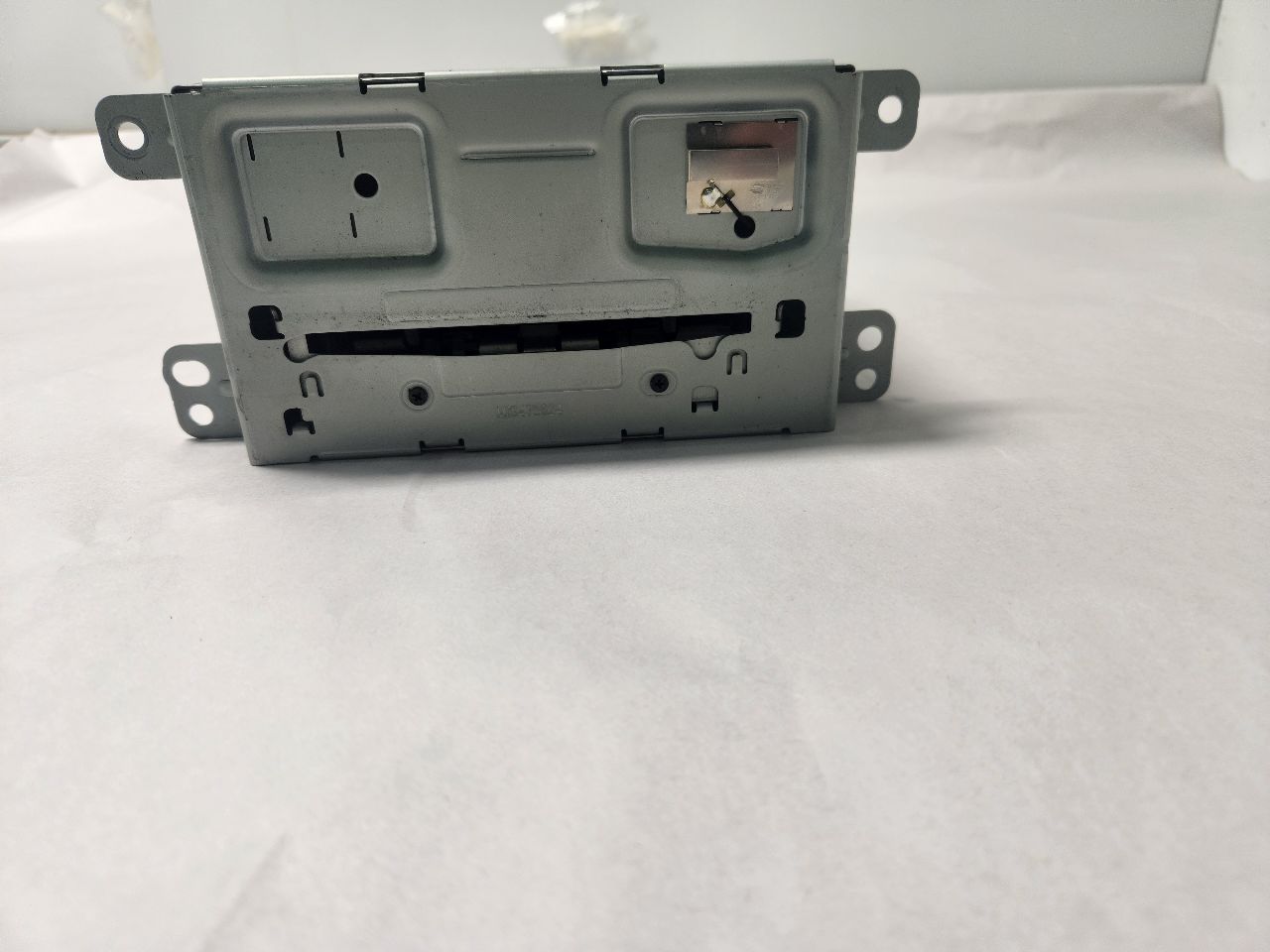 2015 CHEVROLET MALIBU 4cyl Gasoline 2.5 DOHC Radio Audio - 438419
