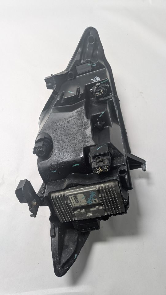 2014 LINCOLN MKZ 4cyl Electric 2.0 Left HEADLAMP ASSEMBLY - 438705 — photo 5
