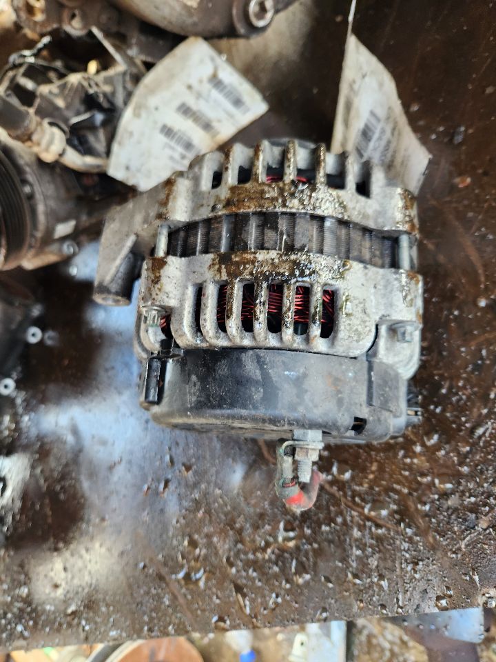 2005 CHEVROLET VAN 4.3L 6cyl Gasoline ALTERNATOR - 438868 — photo 4