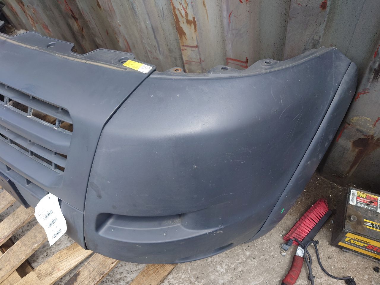 2018 DODGE PROMASTER 1500 VAN 3.6L 6cyl VVT BUMPER ASSY, FRONT - 439162 — photo 4