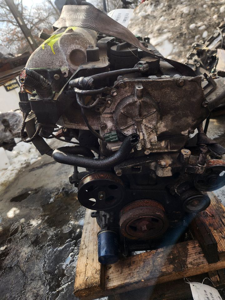 2002 NISSAN ALTIMA 4cyl Gasoline 2.5 ENGINE ASSEMBLY - 439266 — photo 4