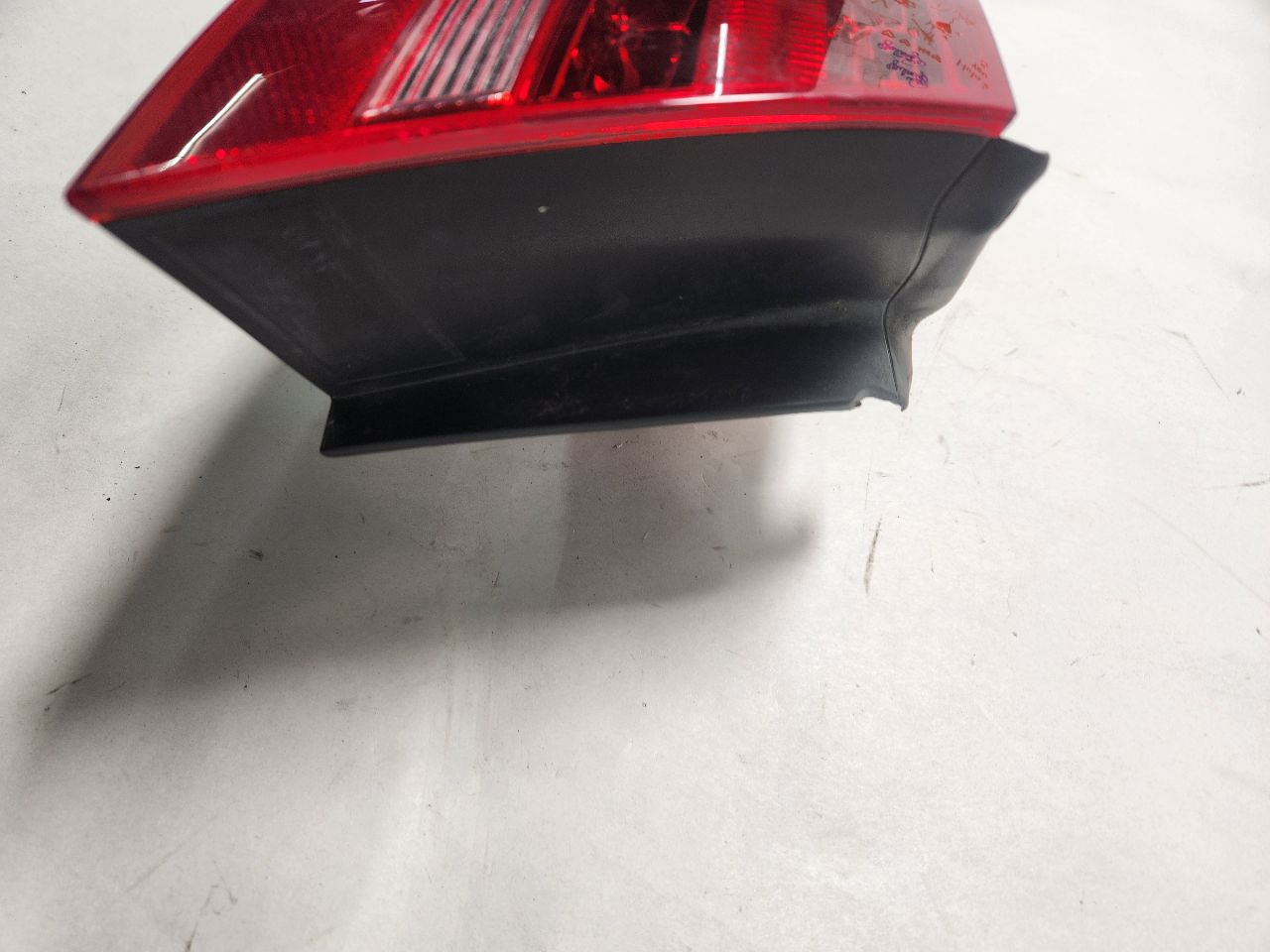 2012 AUDI A5 4cyl Gasoline Turbo 2.0 Left TAIL LAMP - 439294 — photo 2