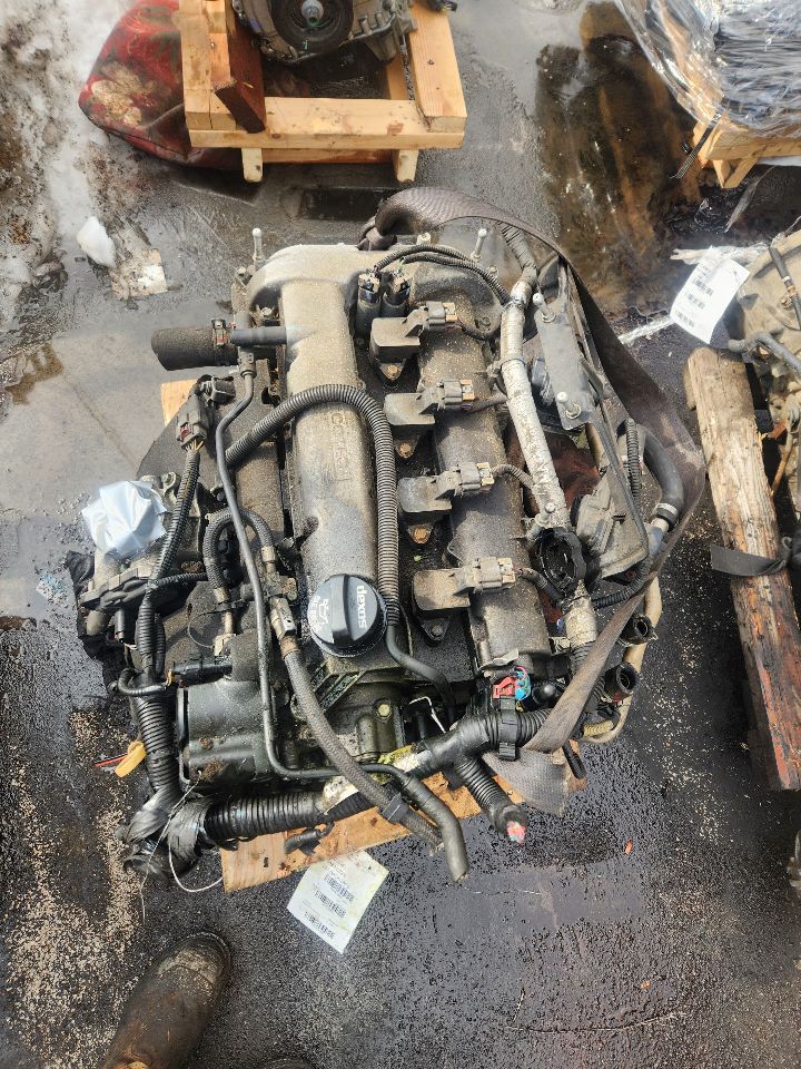 2015 CHEVROLET EQUINOX 4cyl Gasoline 2.4 ENGINE ASSEMBLY - 439480