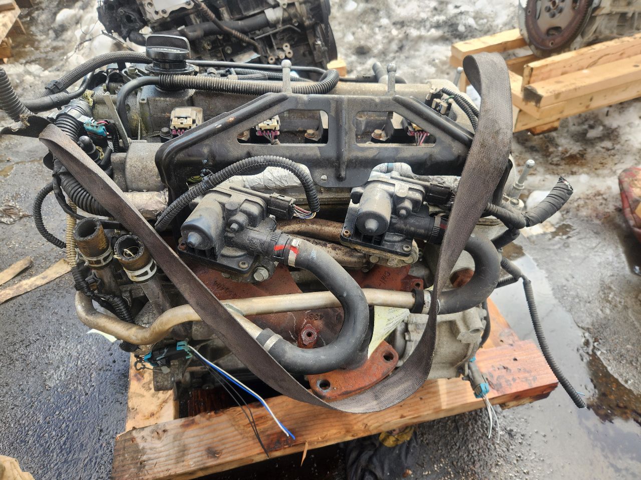 2015 CHEVROLET EQUINOX 4cyl Gasoline 2.4 ENGINE ASSEMBLY - 439480 — photo 3