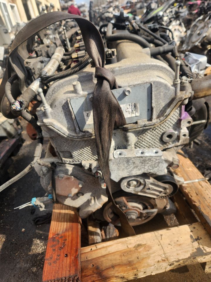 2015 CHEVROLET EQUINOX 4cyl Gasoline 2.4 ENGINE ASSEMBLY - 439480 — photo 5