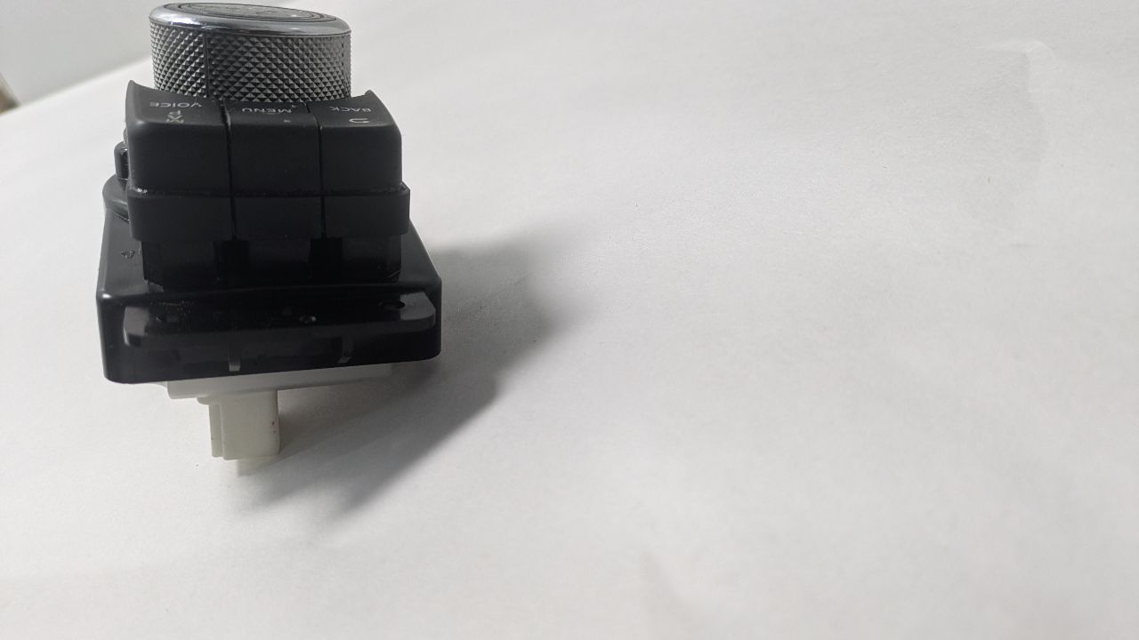 2017 NISSAN MAXIMA 6cyl Gasoline 3.5 Console, Front - 439488 — photo 5