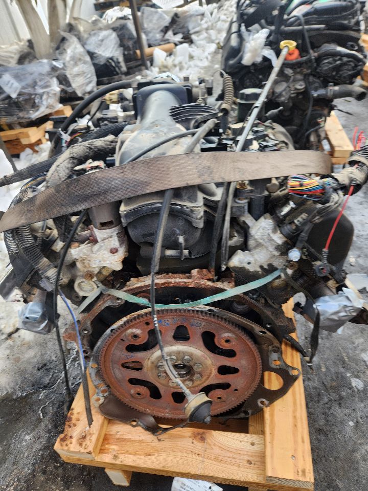 2005 DODGE DURANGO 8cyl Gasoline 4.7 ENGINE ASSEMBLY - 439554