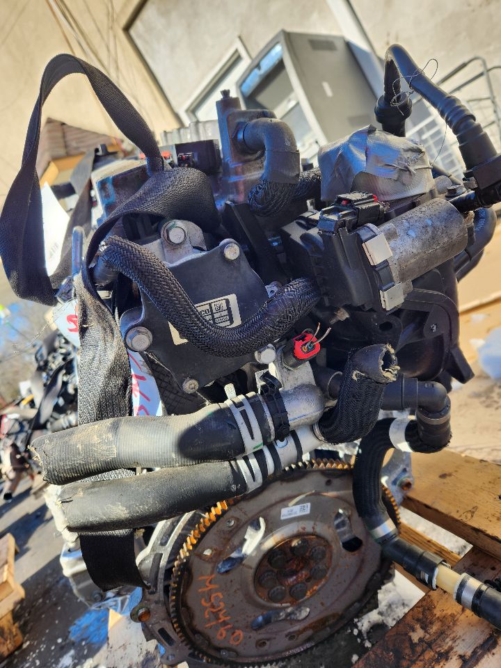 2015 CHRYSLER 200 4cyl Gasoline 2.4 PZEV ENGINE ASSEMBLY - 439998 — photo 3