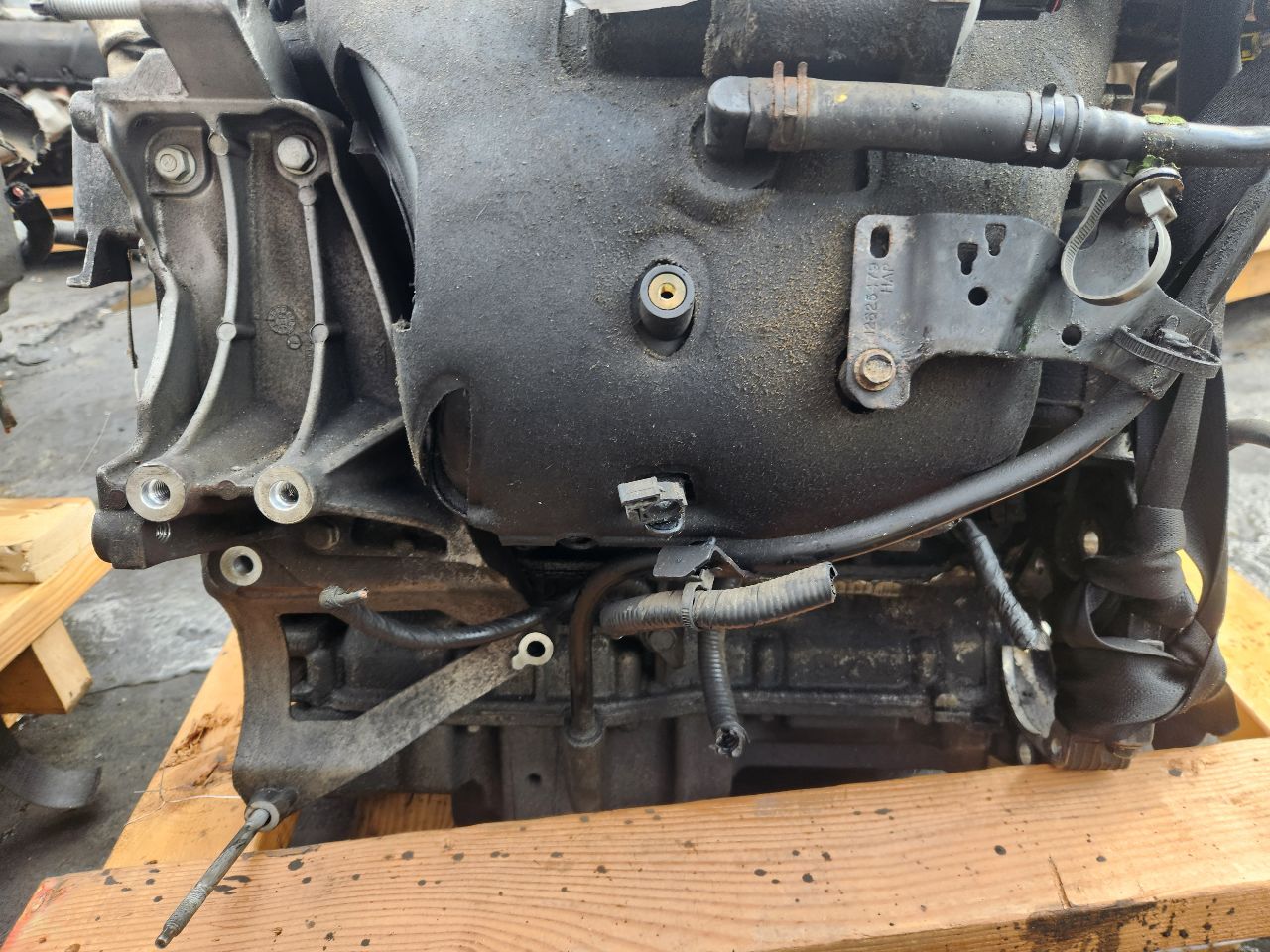 2014 BUICK LACROSSE 4cyl Hybrid 2.4 ENGINE ASSEMBLY - 440076 — photo 2