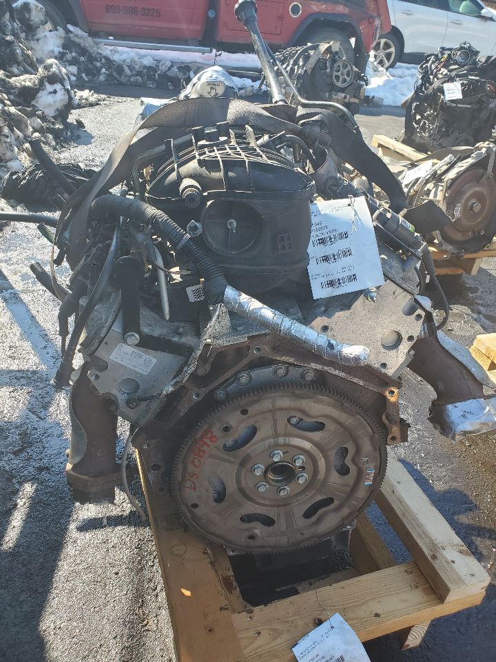 2017 GMC SAVANA 2500 VAN 4.8L 8cyl VVT ENGINE ASSEMBLY - 440511