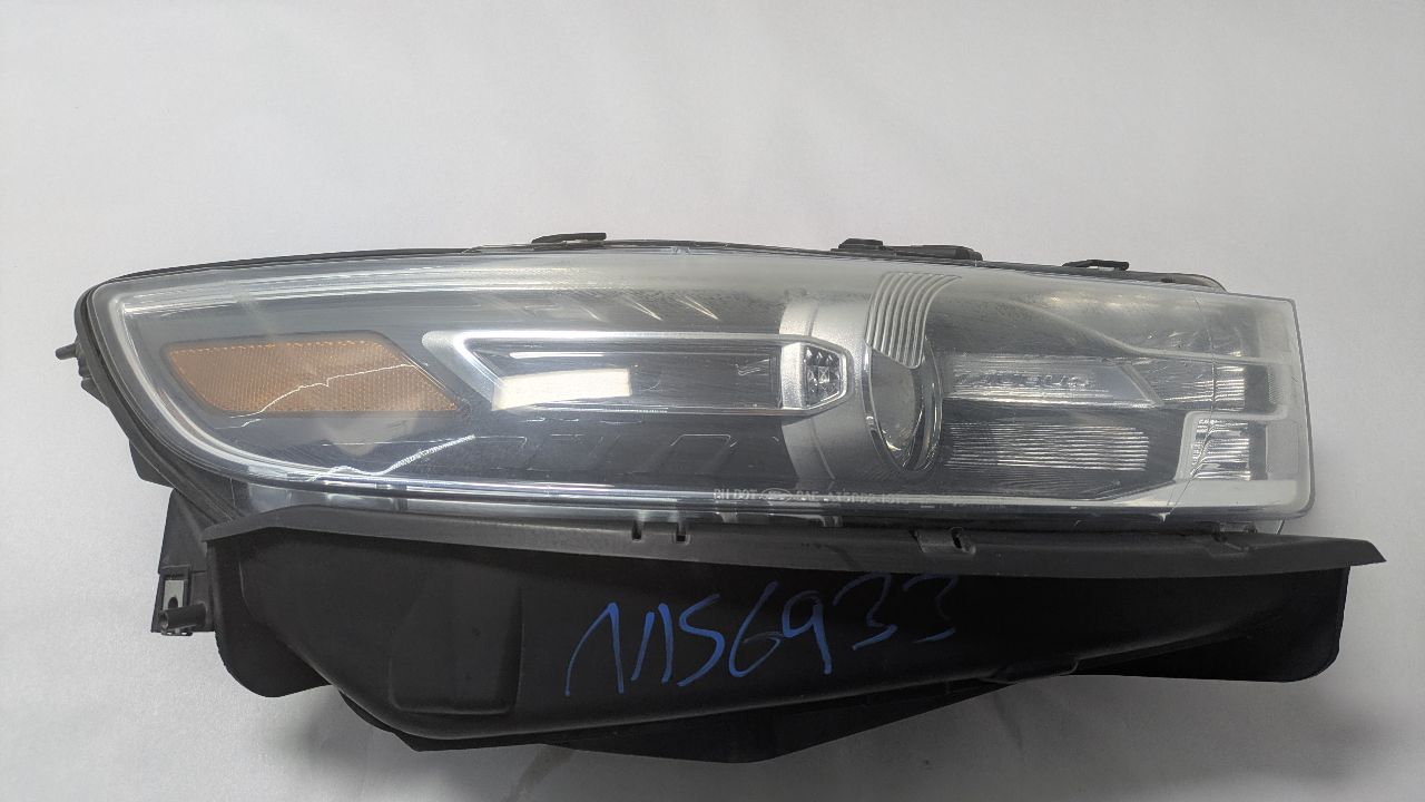 2015 FORD TAURUS 6cyl Gasoline 3.5 Right HEADLAMP ASSEMBLY - 440556