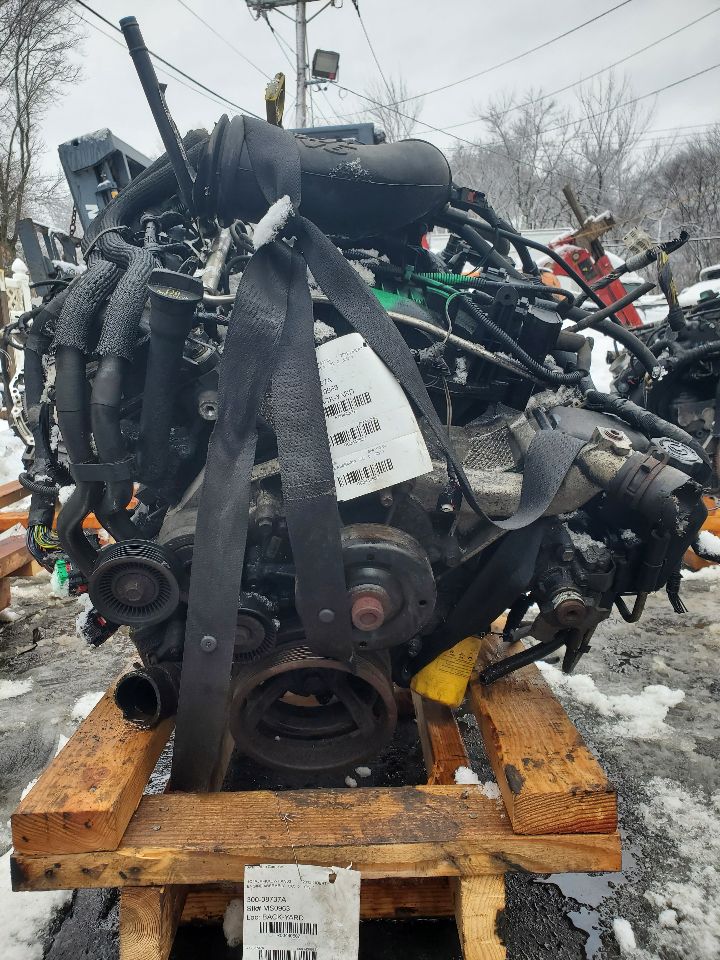 2012 JEEP LIBERTY 6cyl Gasoline 3.7 ENGINE ASSEMBLY - 440567