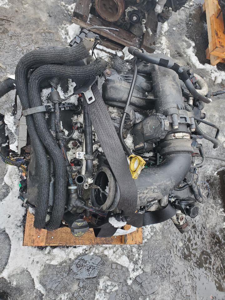 2012 JEEP LIBERTY 6cyl Gasoline 3.7 ENGINE ASSEMBLY - 440567 — photo 2