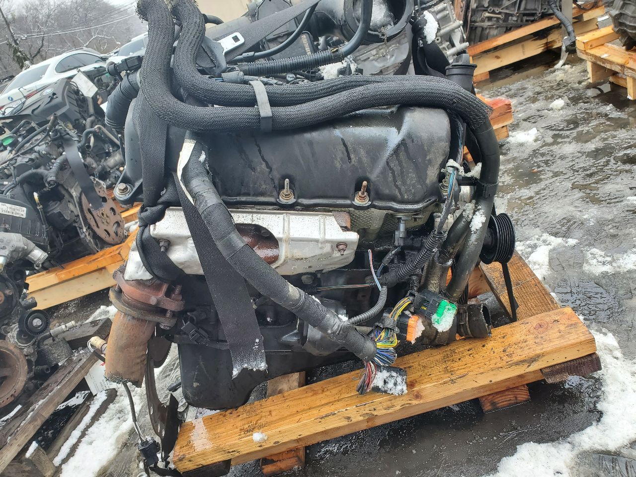 2012 JEEP LIBERTY 6cyl Gasoline 3.7 ENGINE ASSEMBLY - 440567 — photo 4