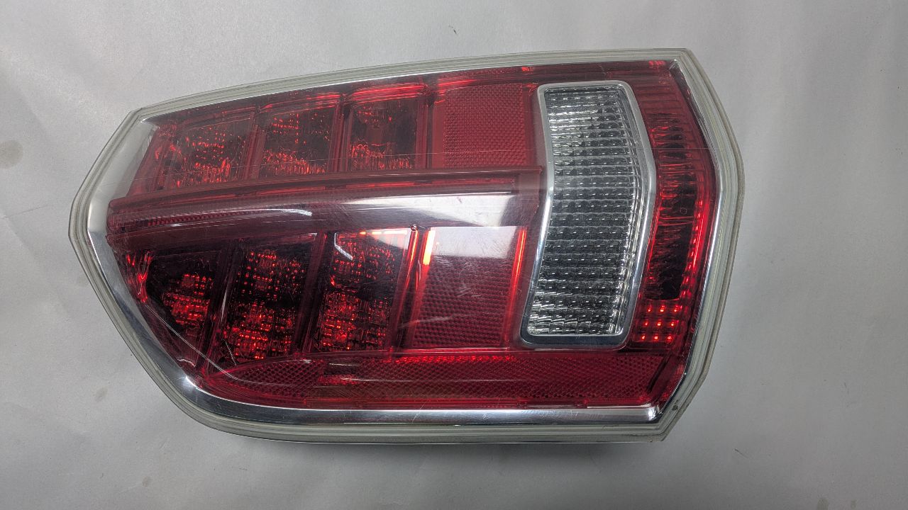 2014 CHRYSLER 300 6cyl Gasoline 3.6 Left TAIL LAMP - 440673