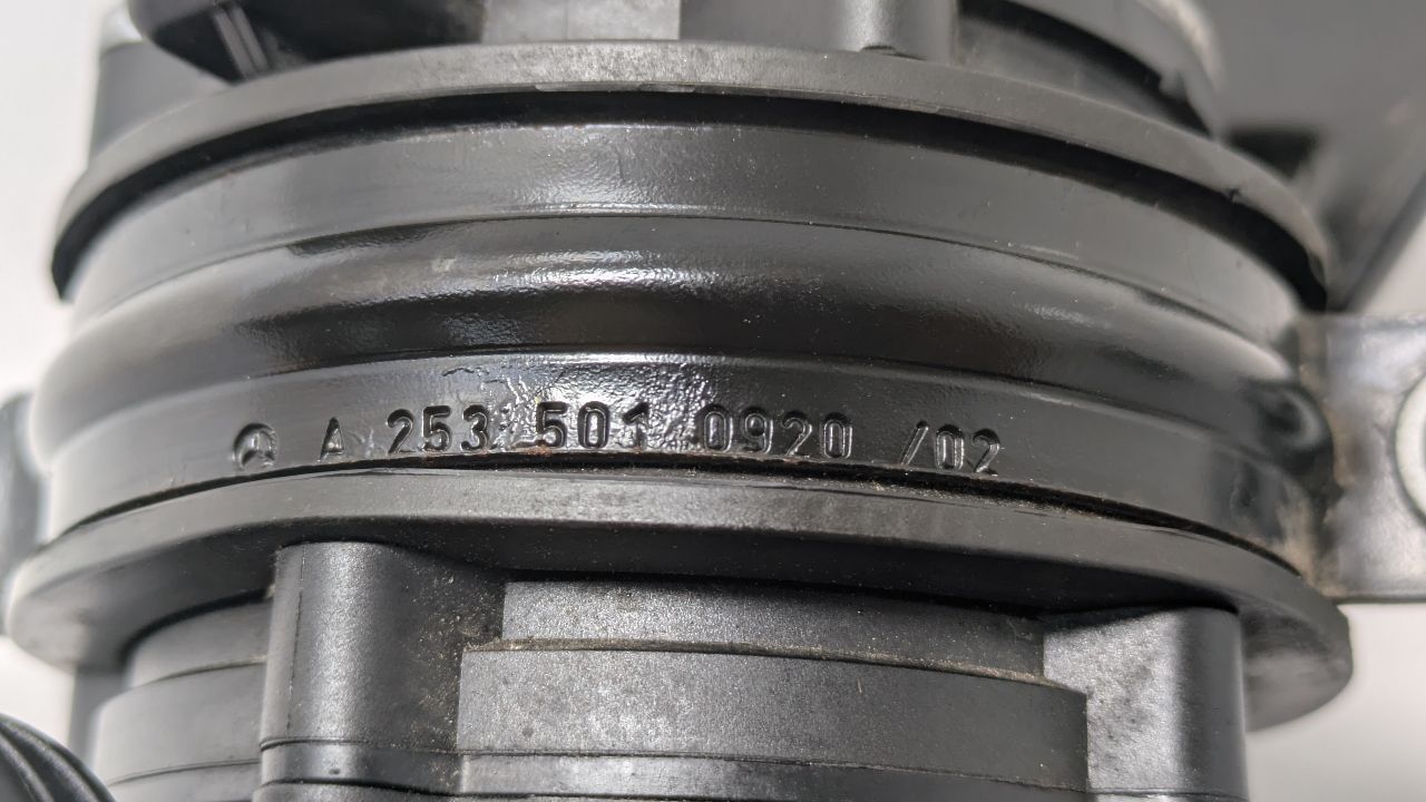 2019 MERCEDES-BENZ E-CLASS Coolant Pump - 441044 — photo 2
