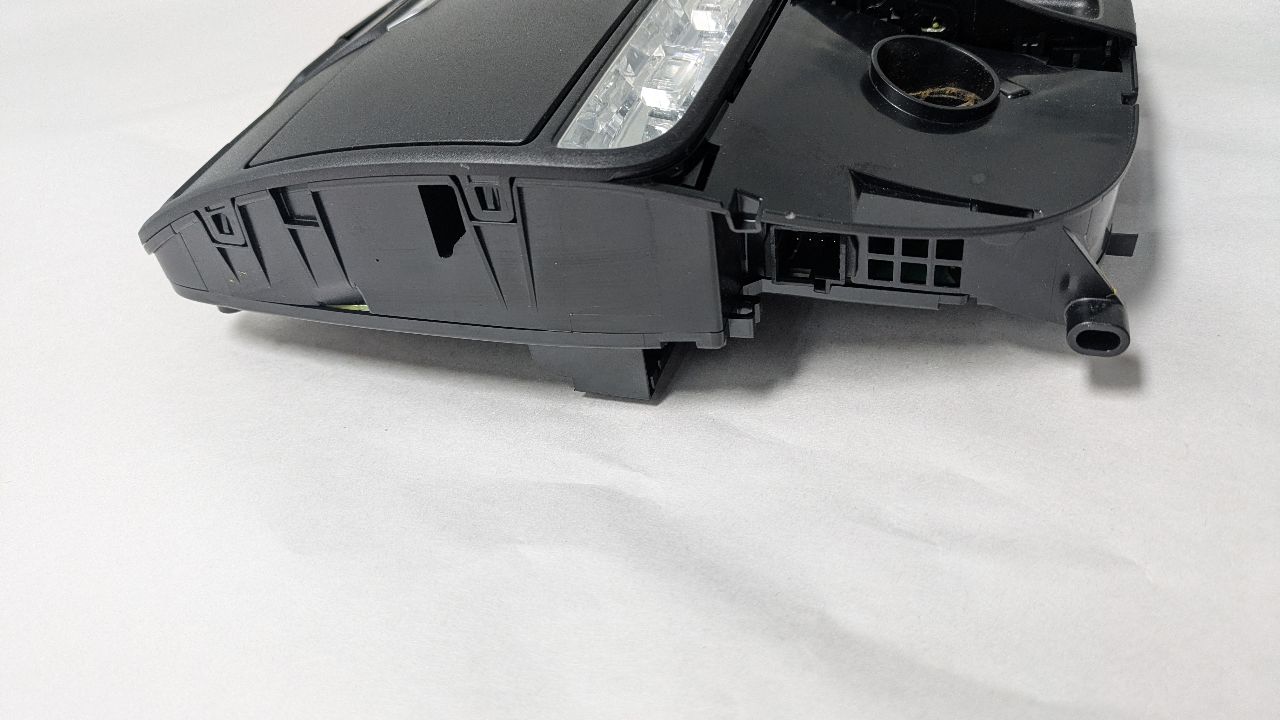 2019 MERCEDES-BENZ E-CLASS Console, Front - 441061 — photo 4