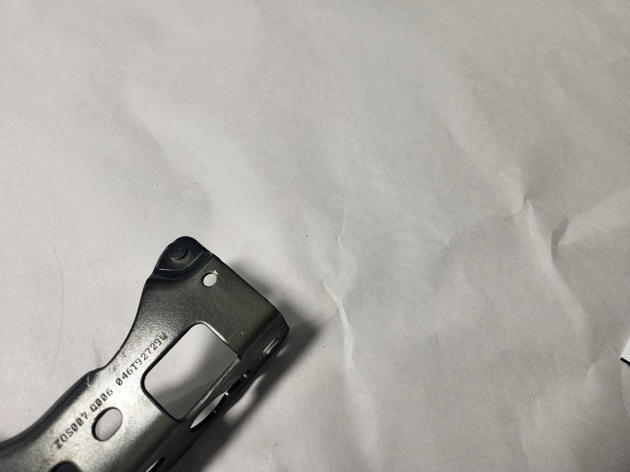 2019 MERCEDES-BENZ E-CLASS HOOD HINGE - 441066 — photo 4