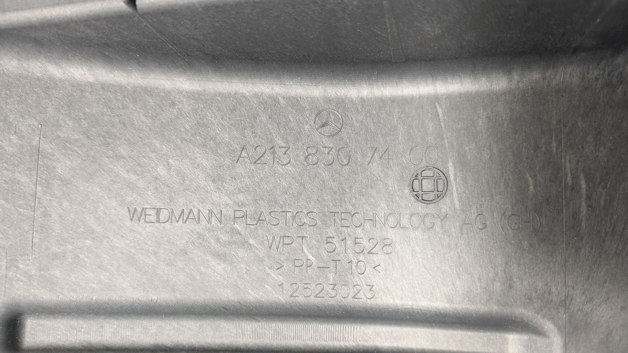 2019 MERCEDES-BENZ E-CLASS Accessory Holders - 441074 — photo 4