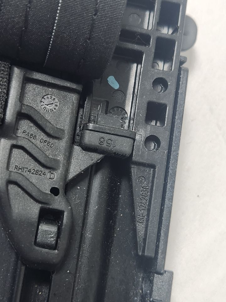2019 MERCEDES-BENZ E-CLASS Window Shade - 441314 — photo 6