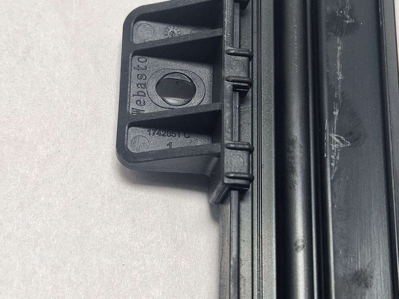 2019 MERCEDES-BENZ E-CLASS Window Shade - 441314 — photo 8