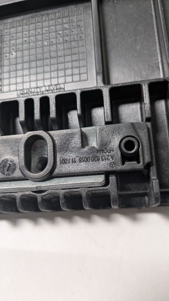 2019 MERCEDES-BENZ E-CLASS BATTERY TRAY - 441372 — photo 5