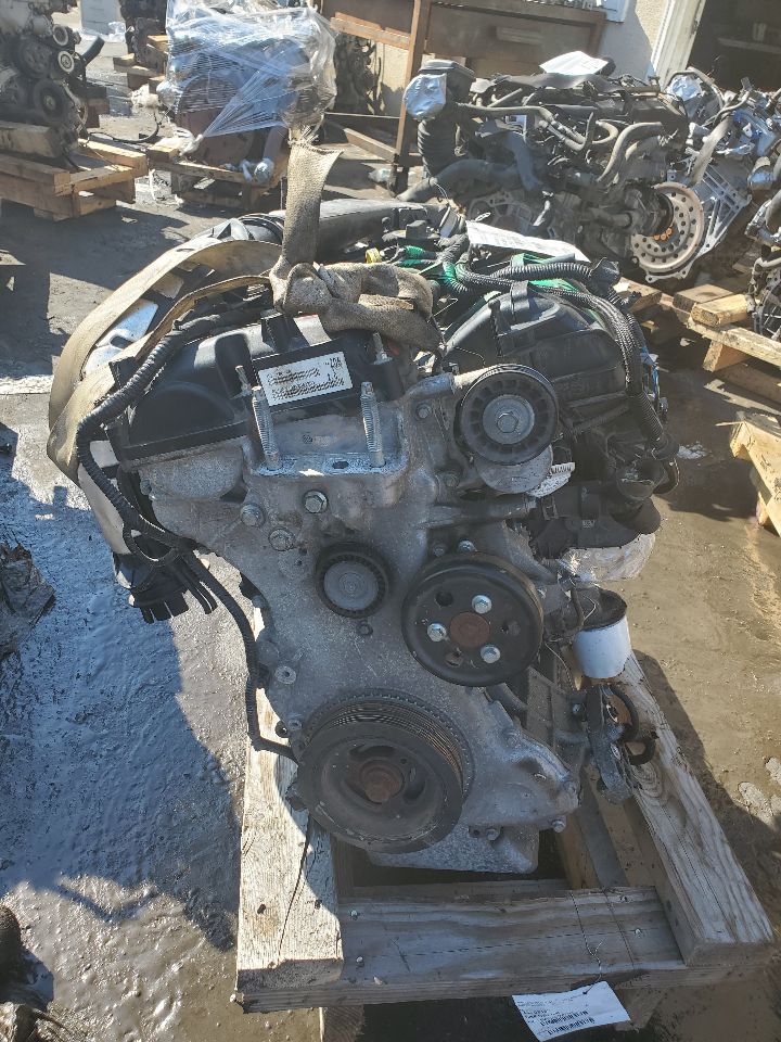 2013 FORD ESCAPE 4cyl 2.0 EcoBoost ENGINE ASSEMBLY - 441456 — photo 2