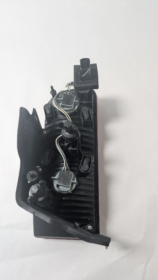 2014 DODGE CHALLENGER Left TAIL LAMP - 441758 — photo 4