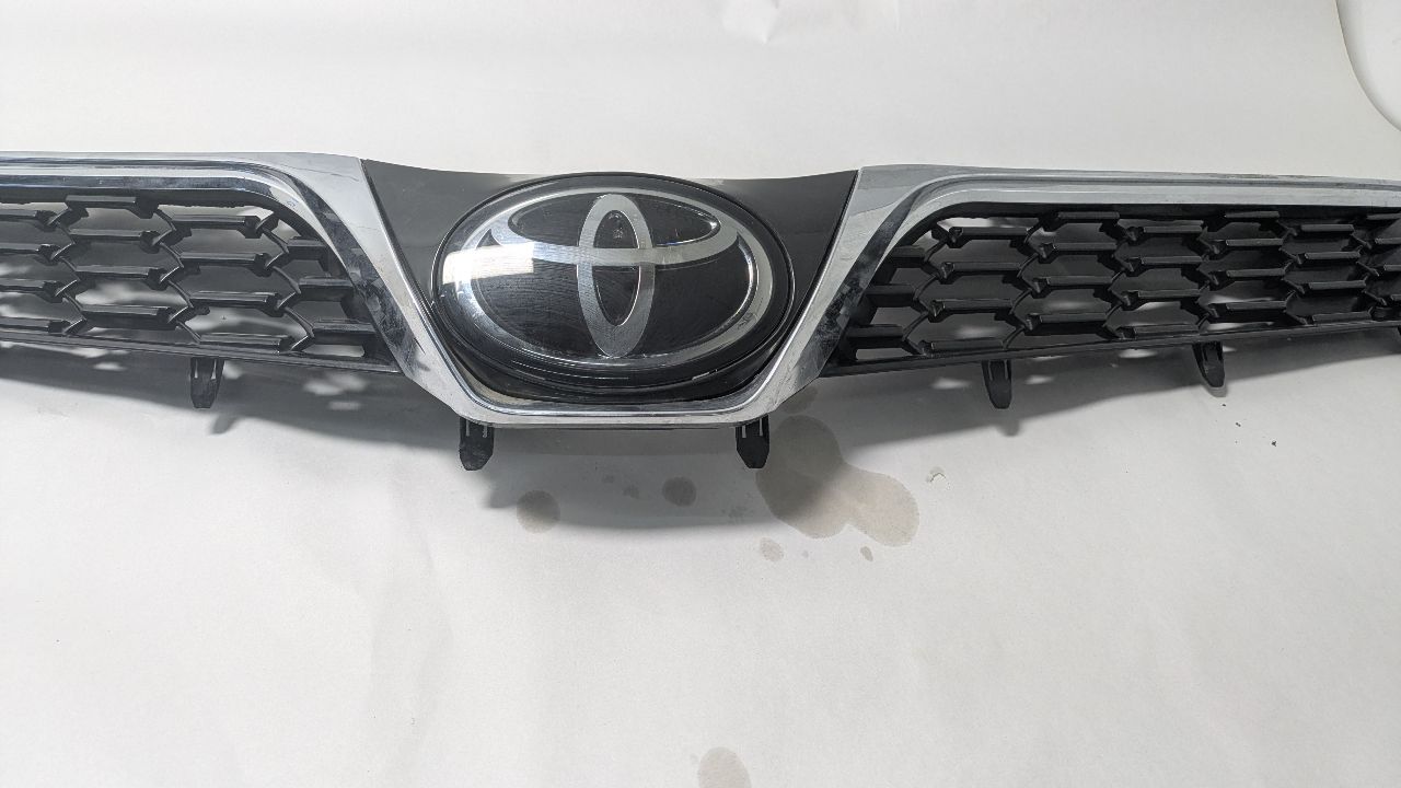 2011 TOYOTA SIENNA GRILLE - 441802 — photo 2