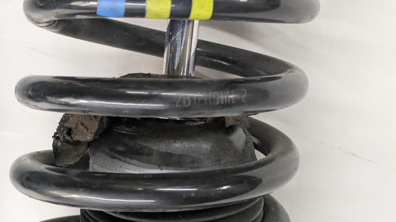 2019 MERCEDES-BENZ E-CLASS Right STRUT - 441815 — photo 3