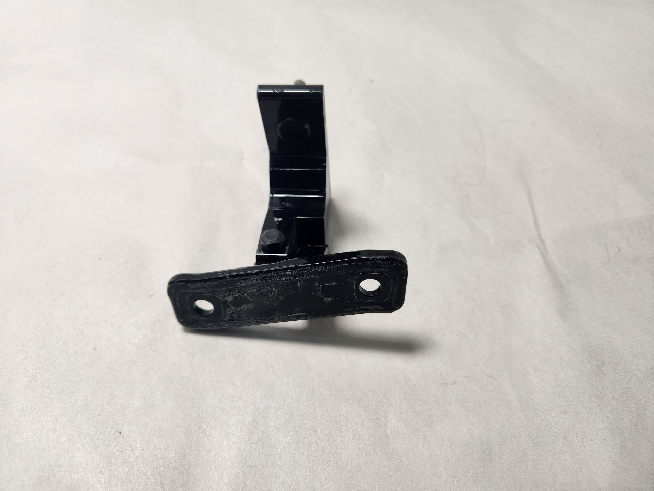 2019 MERCEDES-BENZ E-CLASS DOOR HINGE, FRONT - 441822 — photo 1