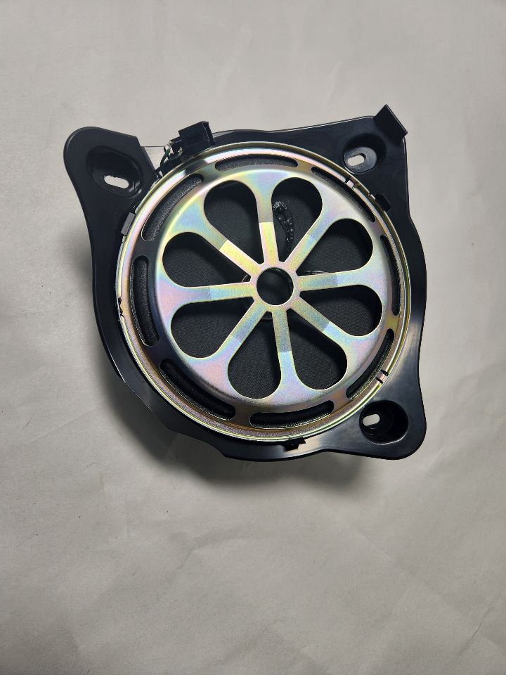 2019 MERCEDES-BENZ E-CLASS Speaker - 441823 — photo 1