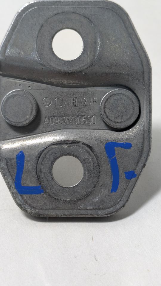 2019 MERCEDES-BENZ E-CLASS Door Latch, Fr - 441826 — photo 3
