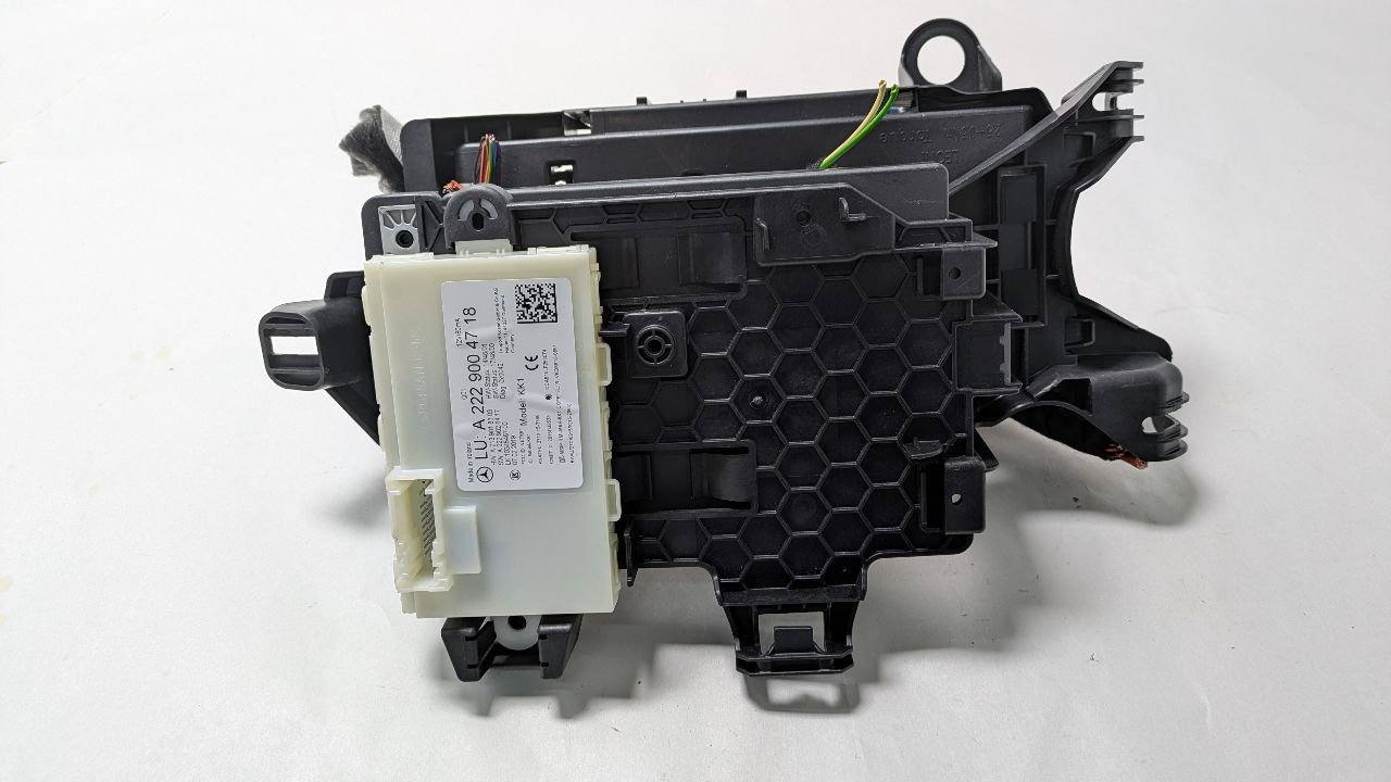 2019 MERCEDES-BENZ E-CLASS Fuse Box, Engine - 441837 — photo 6