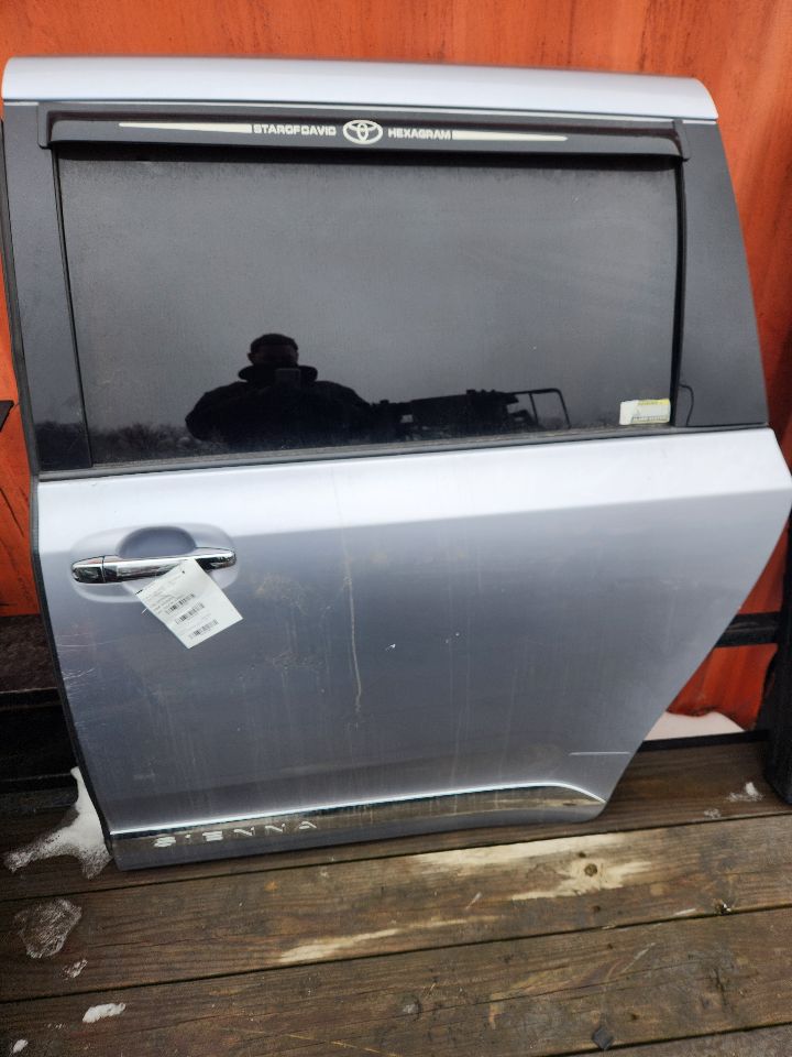 2011 TOYOTA SIENNA Left Dr Assm, Rear Side - 441862