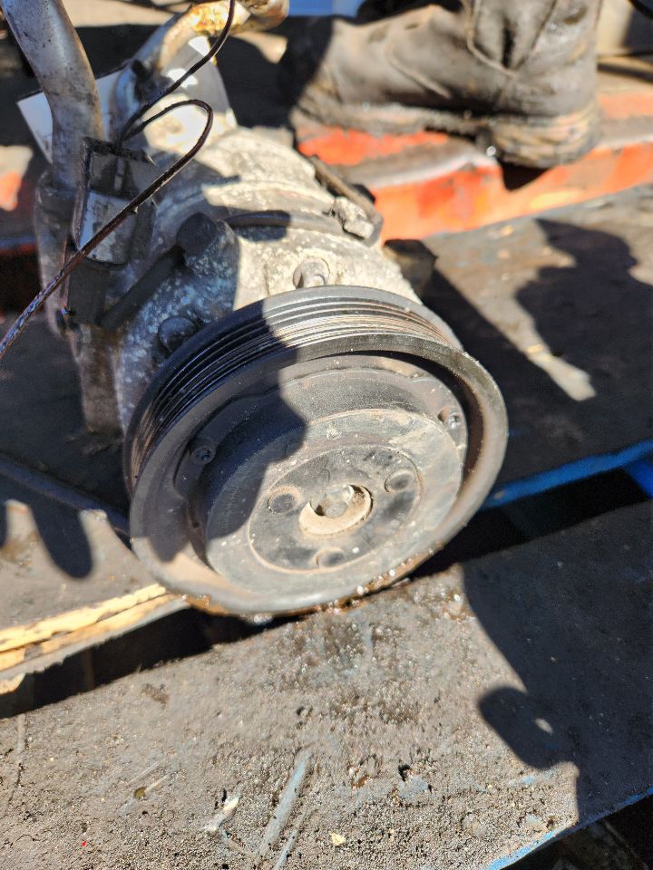 2015 HYUNDAI SANTA FE AC COMPRESSOR - 442046 — photo 2