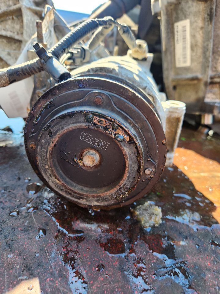2018 FORD EXPLORER 3.7L 6cyl Gasoline VVT AC COMPRESSOR - 442065 — photo 2