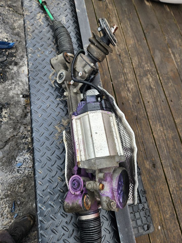 2012 BUICK VERANO STEERING GEAR RACK - 442076 — photo 1