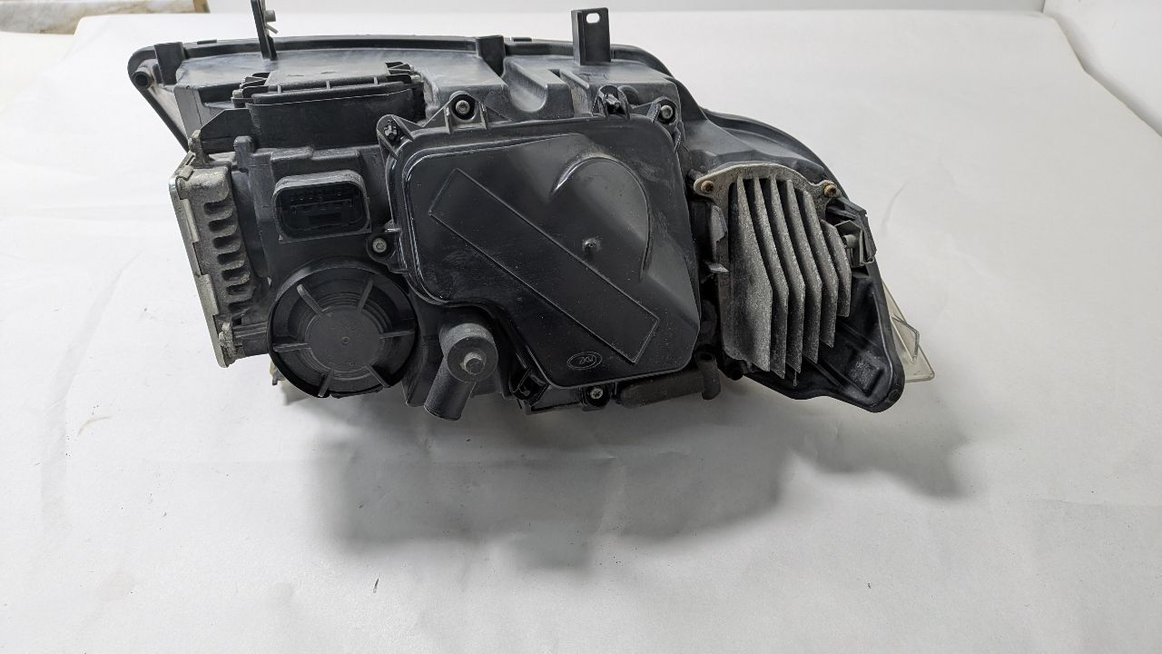 2011 BMW 328i Left HEADLAMP ASSEMBLY - 442142 — photo 6