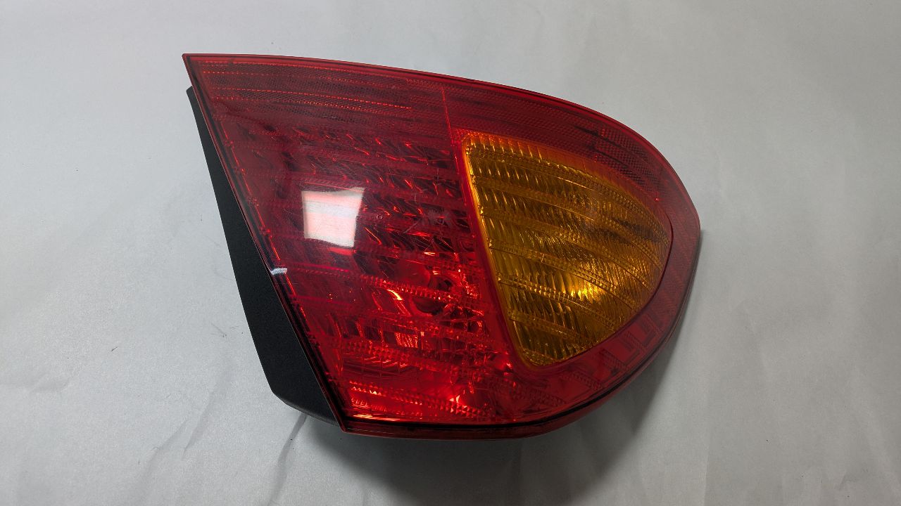 2001 TOYOTA AVALON Left TAIL LAMP - 442153 — photo 1