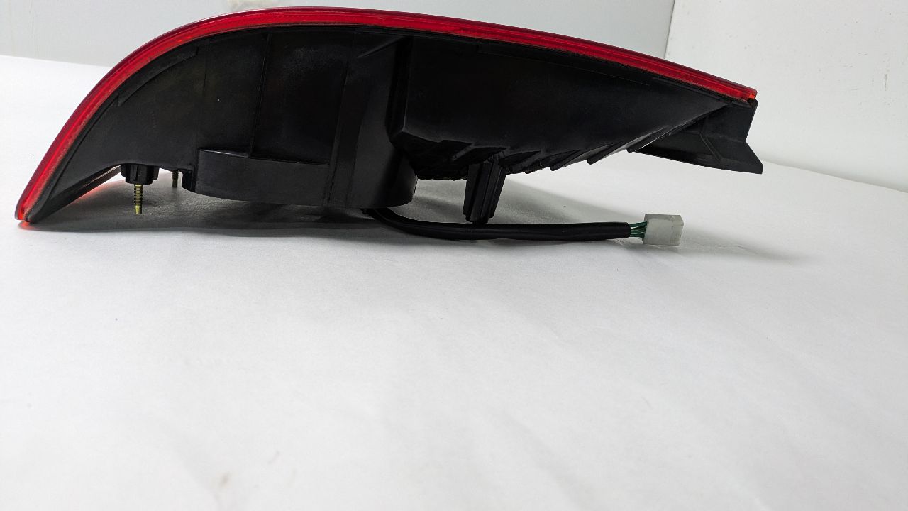 2001 TOYOTA AVALON Left TAIL LAMP - 442153 — photo 3