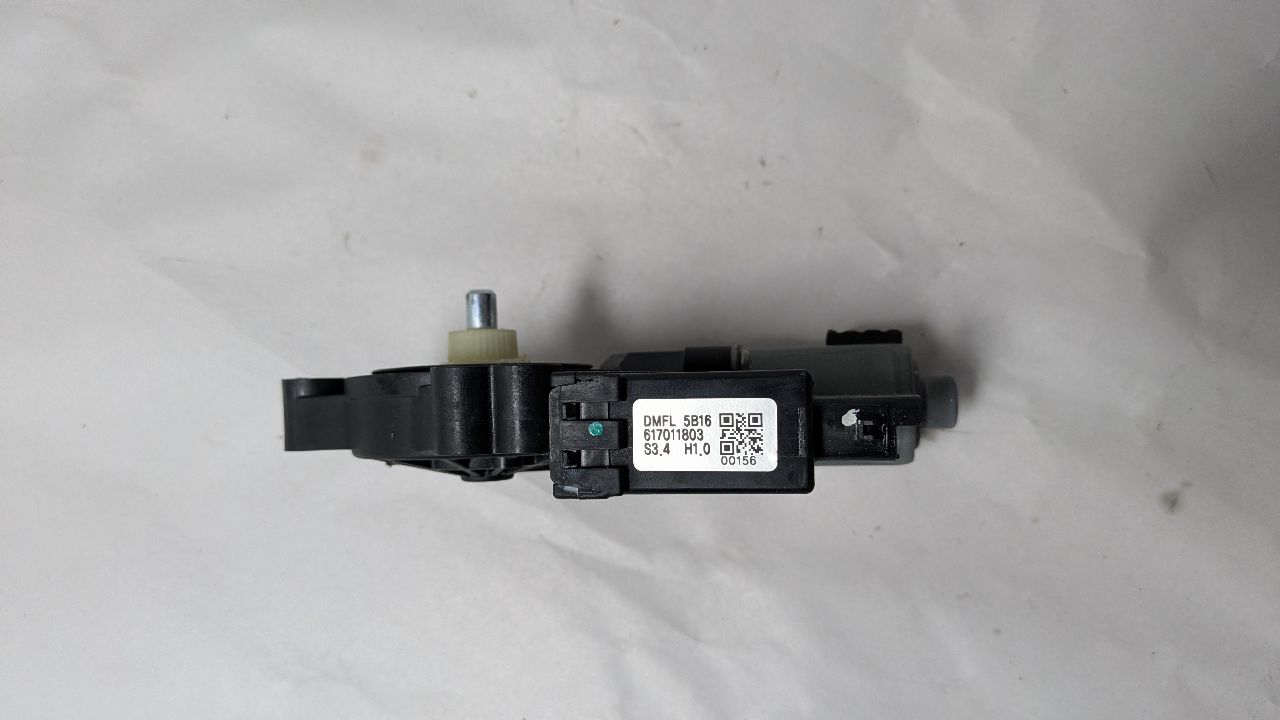 2015 HYUNDAI SANTA FE Right DOOR WINDOW REG, FR - 442179 — photo 3