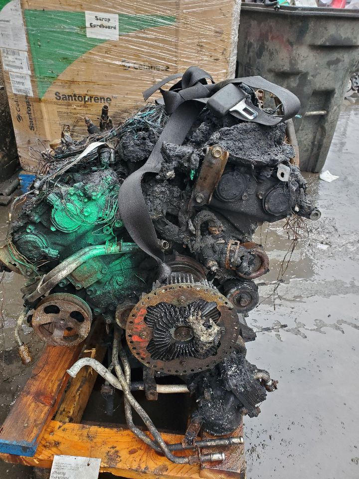 2017 TOYOTA TACOMA ENGINE ASSEMBLY - 442526 — photo 1