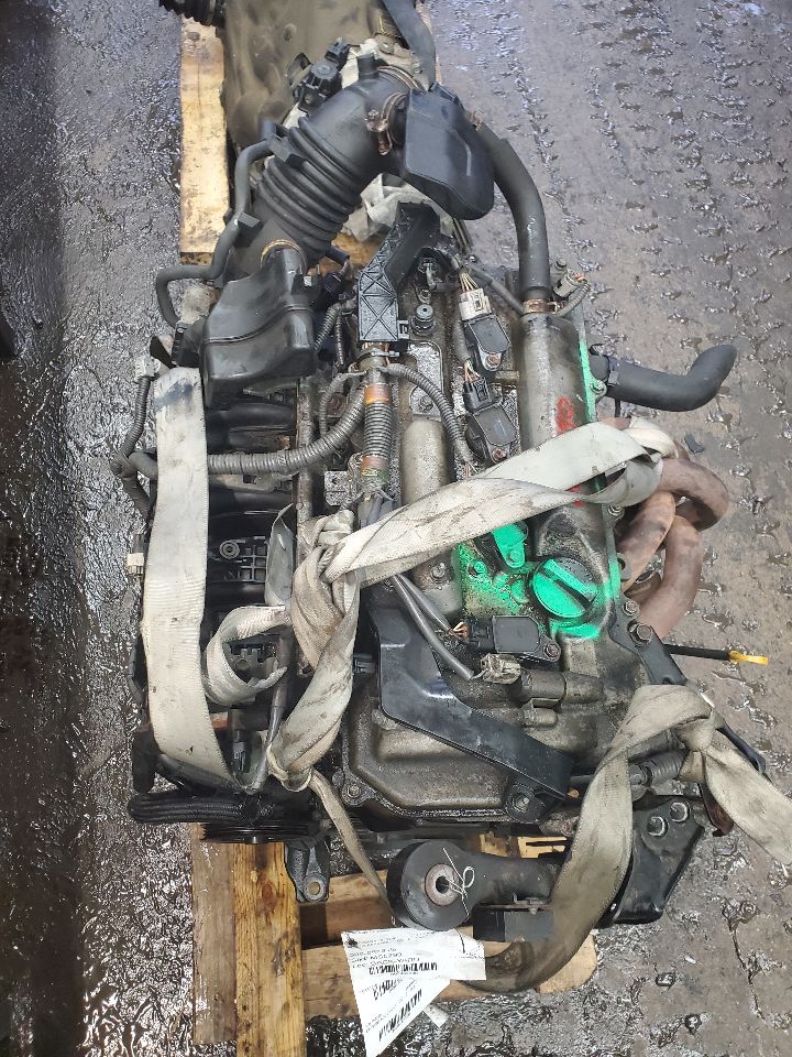 2010 TOYOTA CAMRY ENGINE ASSEMBLY - 442696 — photo 1