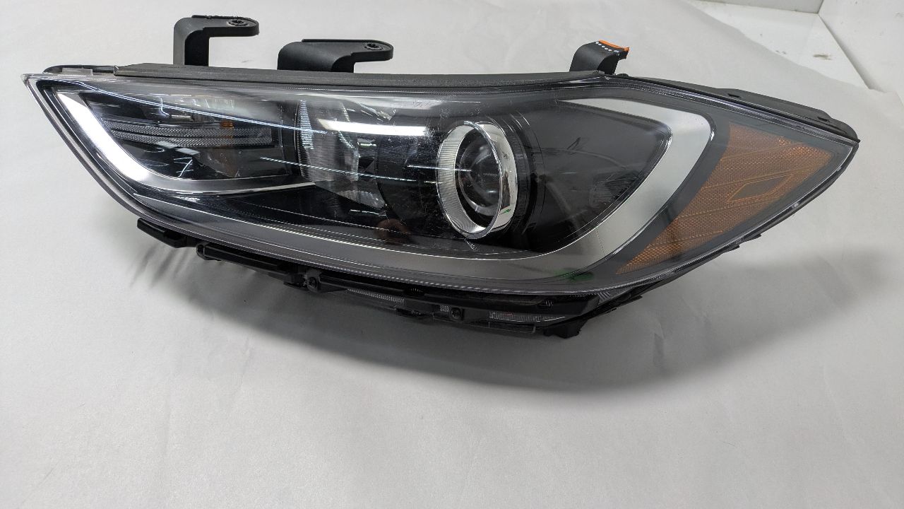 2017 HYUNDAI ELANTRA 4cyl Gasoline 2.0 Left HEADLAMP ASSEMBLY - 443295